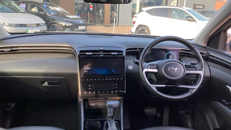 Hyundai TUCSON 1.6 TGDi 48V MHD 180 Ultimate 5dr 4WD DCT Petrol Estate